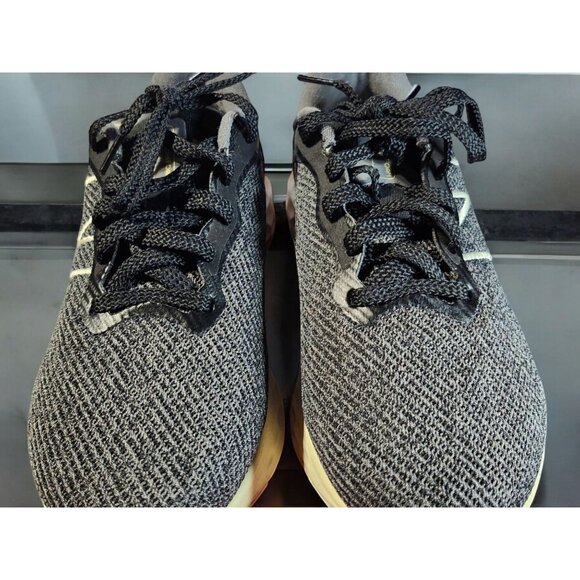 New Balance fresh foam size 8.5M 10W - Picture 5 of 6